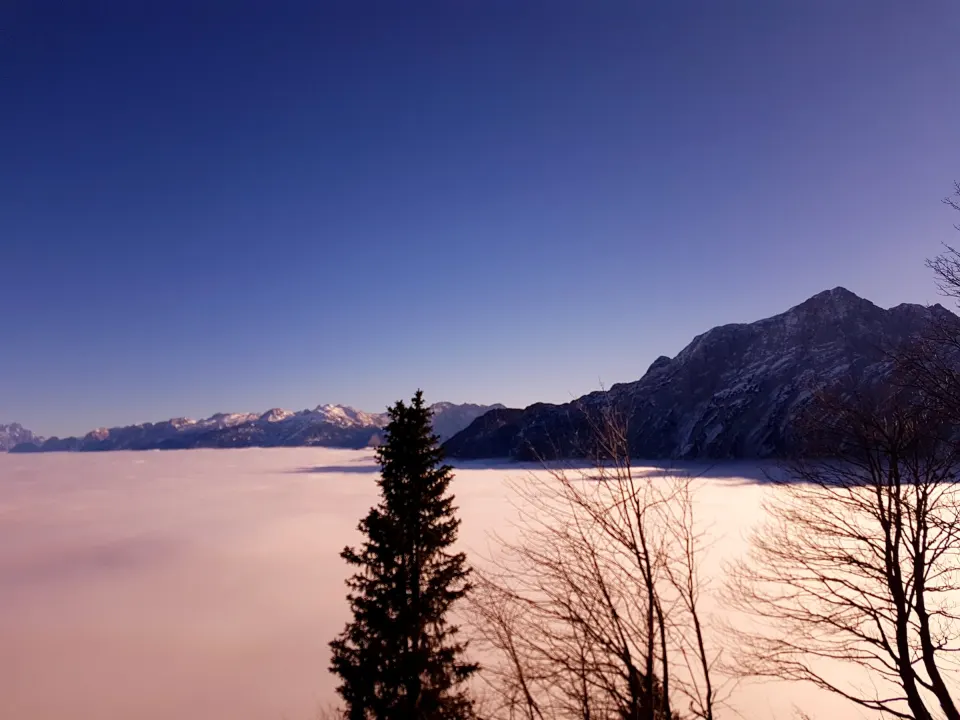 Abendlicht über dem Nebelmeer